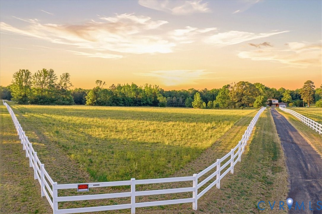 13300 Moody Road Hopewell, VA 23860 - Photo 13 of 54 white fencing