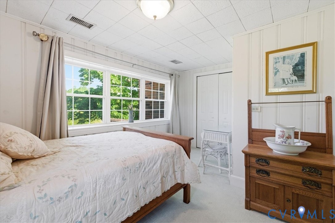 13300 Moody Road Hopewell, VA 23860 - Photo 38 of 54 Light bright and Airy