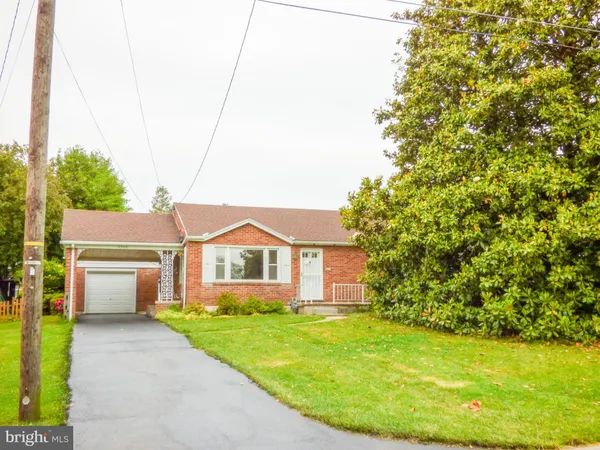 $229,900 | 2308 Pleasant View Drive, York, PA 17406