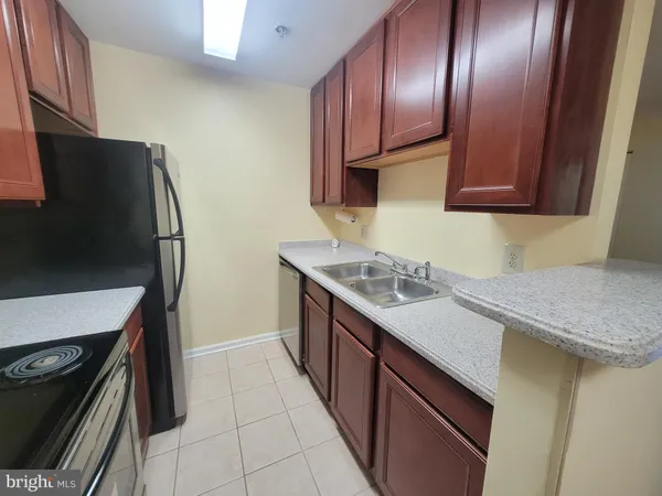 $1,700 | 33 Fern Oak Circle, Unit 103, Stafford, VA 22554