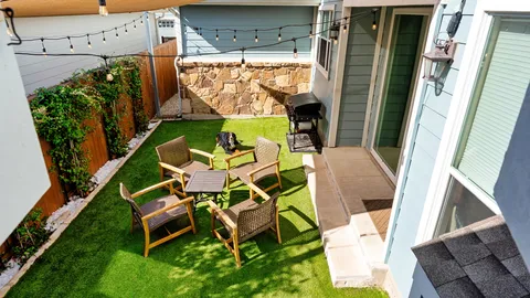 $1,065,000 | 3824 Hermalinda Street, Austin, TX 78723