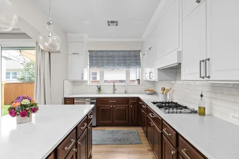 $1,065,000 | 3824 Hermalinda Street, Austin, TX 78723