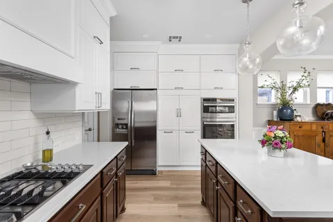 $1,065,000 | 3824 Hermalinda Street, Austin, TX 78723