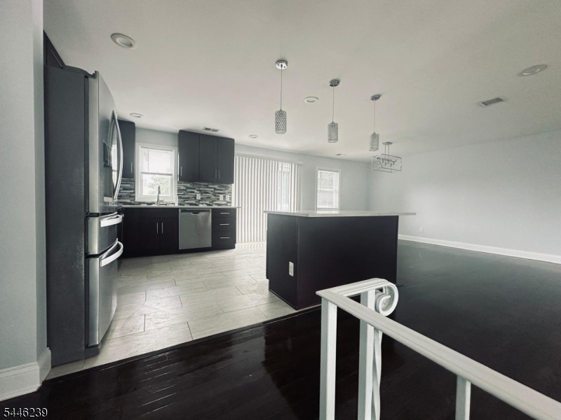 2 Hastings Road Morris Plains, NJ 07950 - Photo 8 of 19