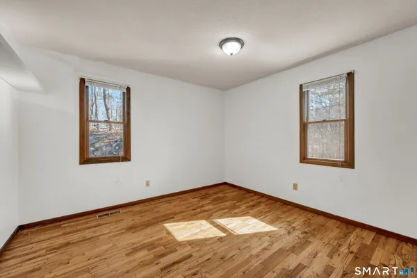 $699,900 | 11 Spruce Mountain Trail, Danbury, CT 06810