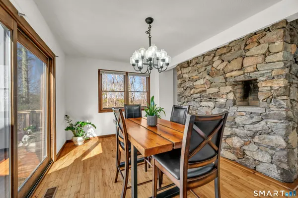 $699,900 | 11 Spruce Mountain Trail, Danbury, CT 06810