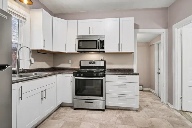 $250,000 | 1325 Buffalo Avenue Northeast, Grand Rapids, MI 49505