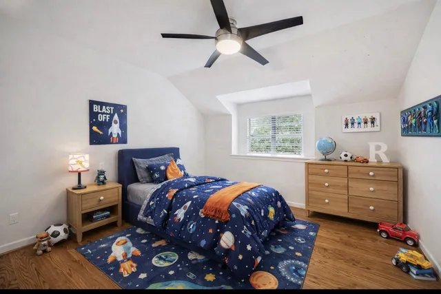 $4,000 | 10518 Moorberry Lane, Houston, TX 77043