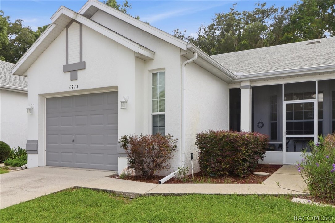 6714 East Waybridge Court Inverness, FL 34452 - Photo 1 of 47 2/2/1 In Royal Oaks