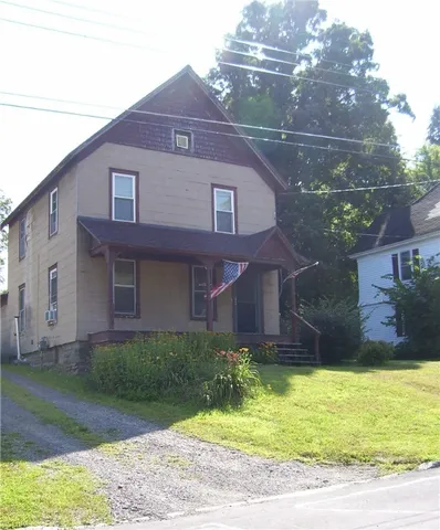 $82,900 | 4 Franklin Street, Oxford, NY 13830