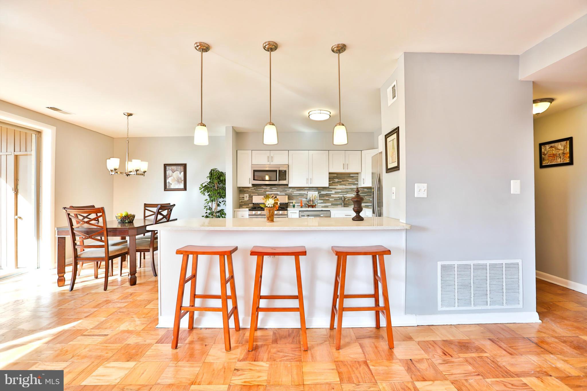 7 Cross Keys Road, Unit 7C Baltimore, MD 21210 - Photo 8 of 28 Welcome Home!