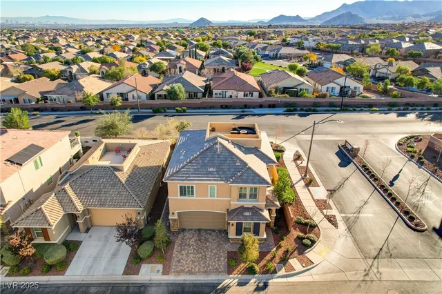 $550,000 | 10427 Turtle Mountain Avenue, Las Vegas, NV 89166