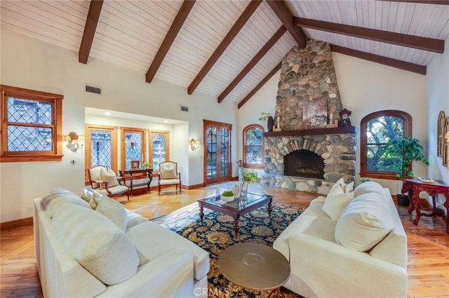 $6,725,000 | 5200 Jessen Drive, La Canada Flintridge, CA 91011