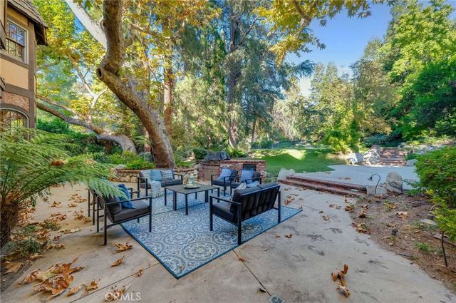 $6,725,000 | 5200 Jessen Drive, La Canada Flintridge, CA 91011