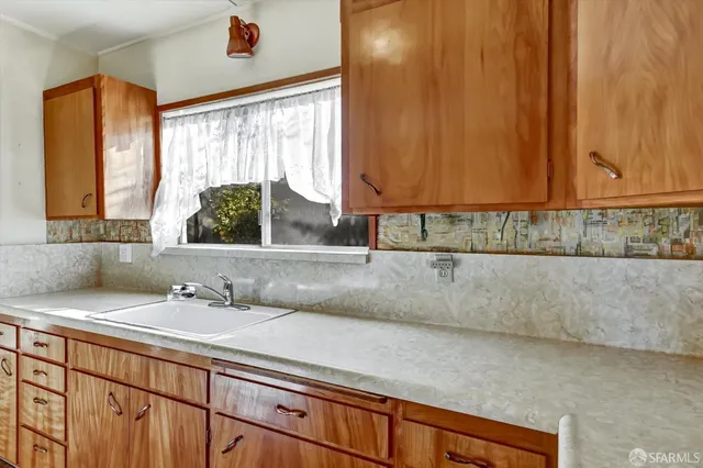 $585,000 | 365 Edwards Street, Crockett, CA 94525