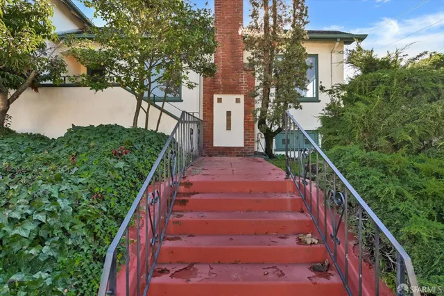 $585,000 | 365 Edwards Street, Crockett, CA 94525