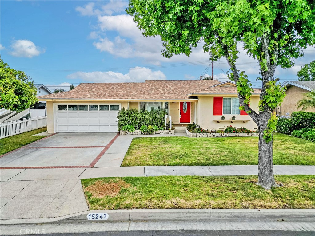 15243 Crosswood Road La Mirada, CA 90638 - Photo 2 of 33