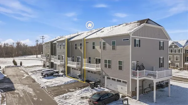 $425,000 | 9005 Hickory Road, Gibsonia, PA 15044