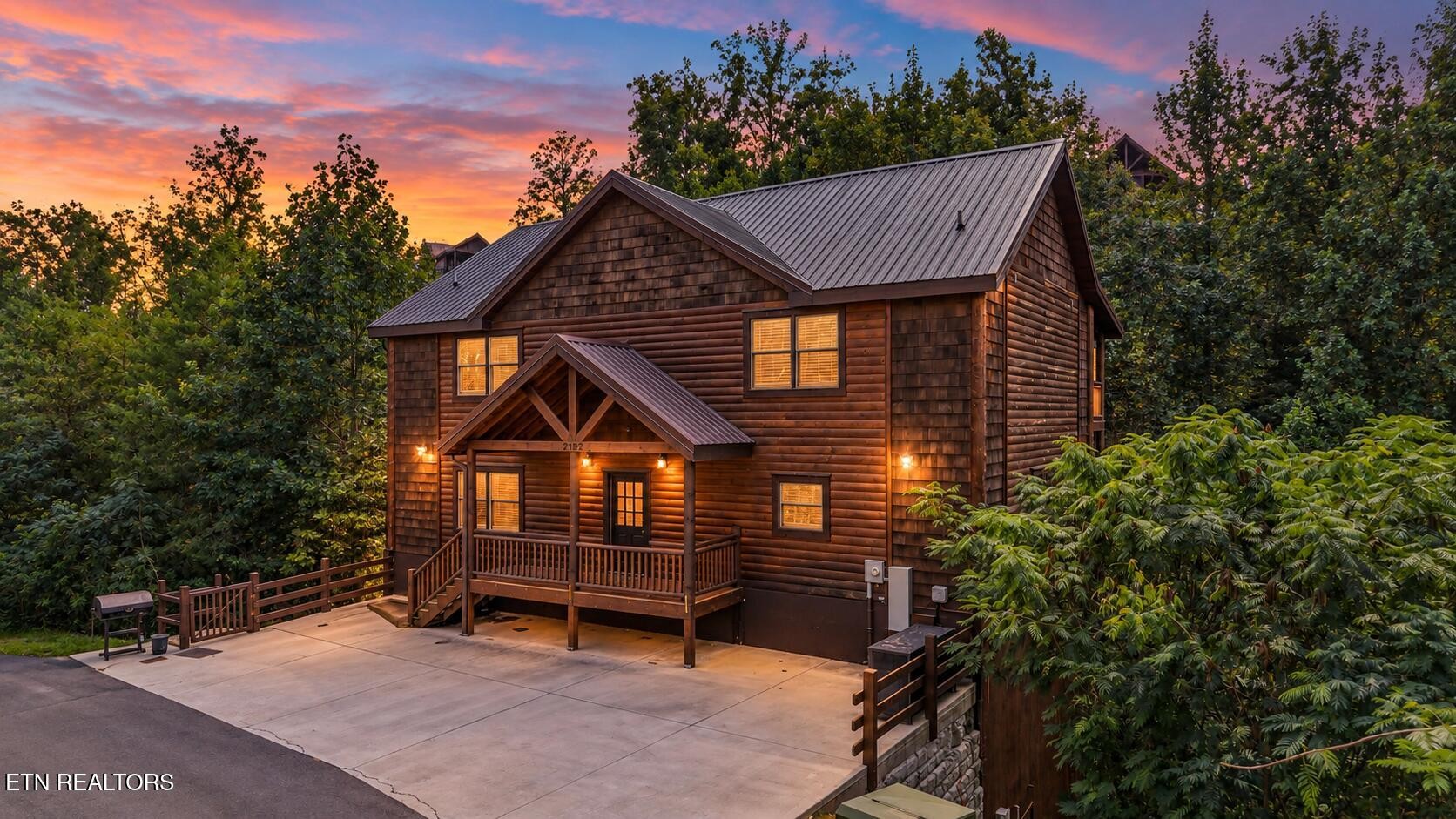 2822 Owens Rdg Way Sevierville, TN 37876 - Photo 1 of 55 Gallery Image 1