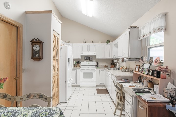 404 Prince Road St. Augustine, FL 32086 - Photo 3 of 28