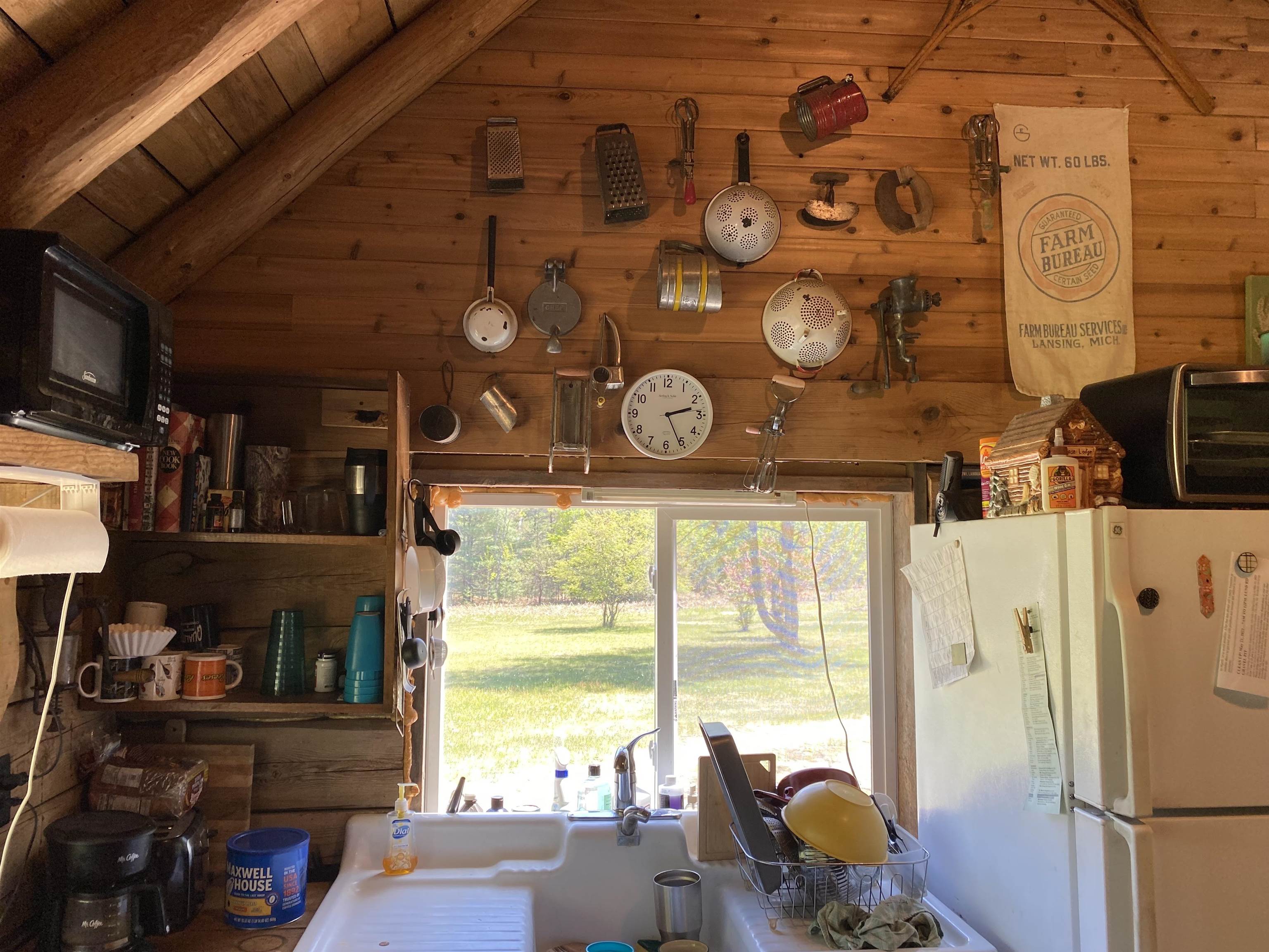 12463 Mueller Road Southwest Fife Lake, MI 49633 - Photo 32 of 92 1900135-31.JPG