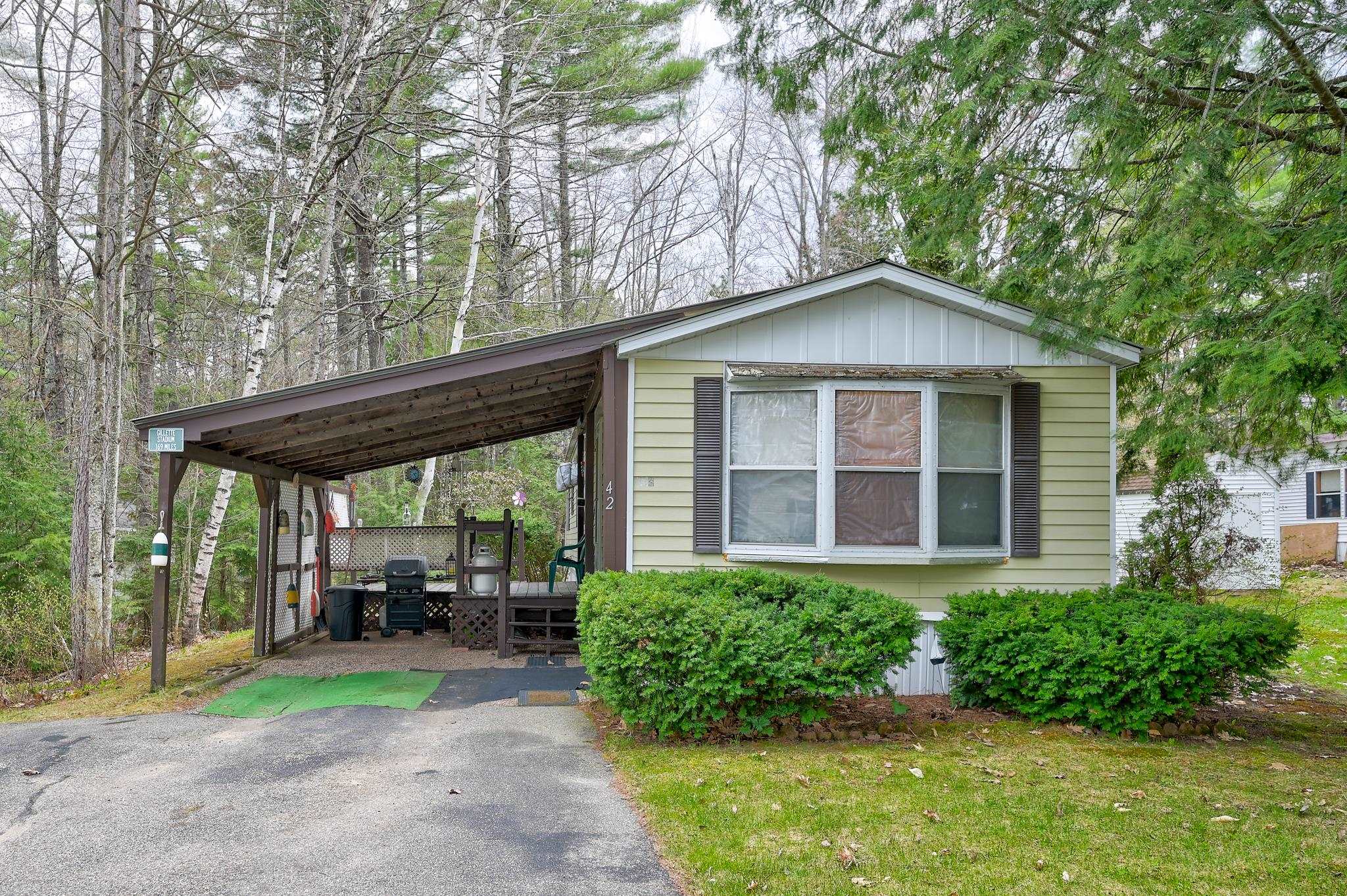 42 Fox Hill Lane Conway, NH 03813 - Photo 2 of 20