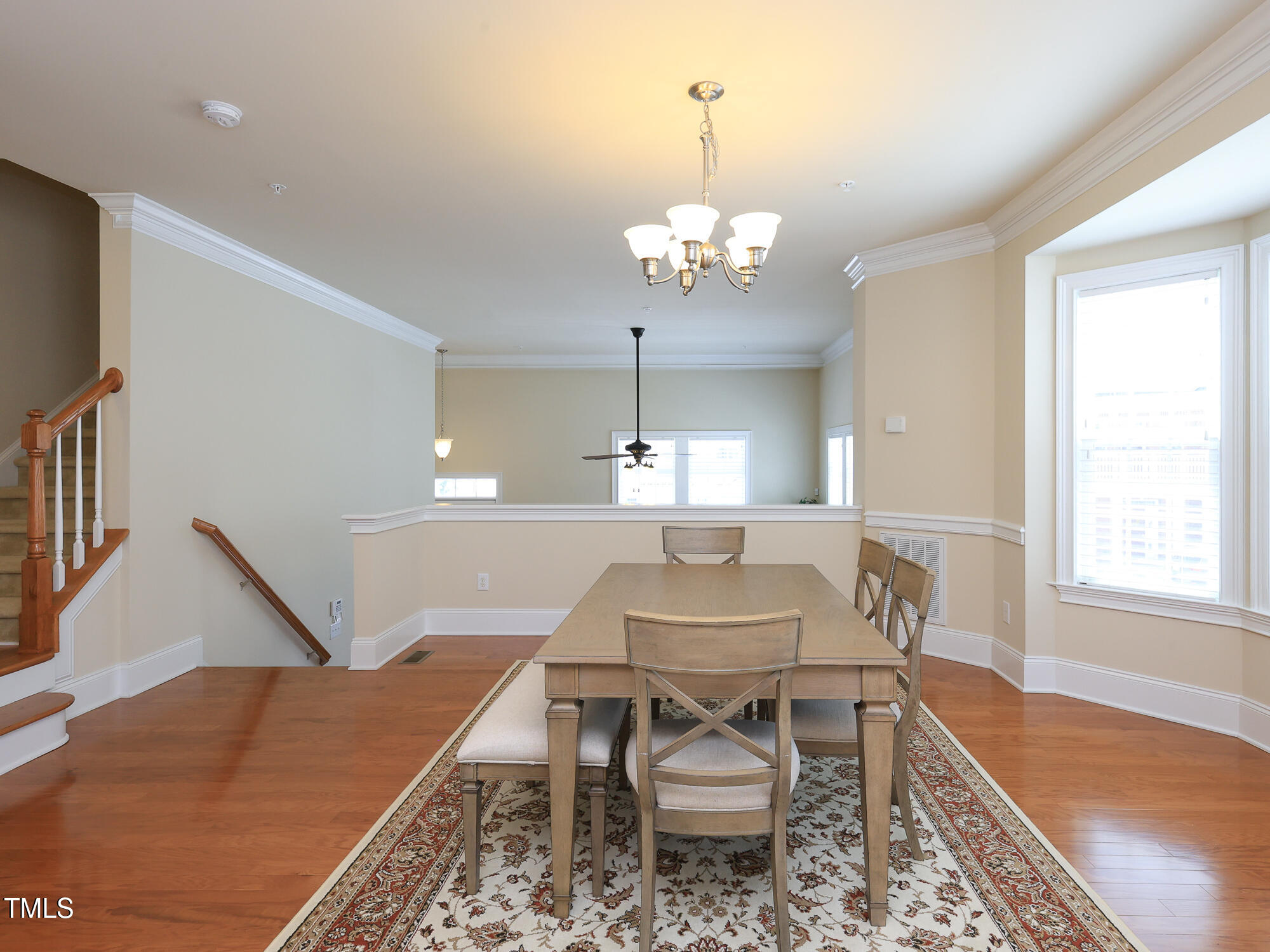 10529 Sablewood Drive, Unit 116 Raleigh, NC 27617 - Photo 15 of 57 020_10529_sablewood_116_dining