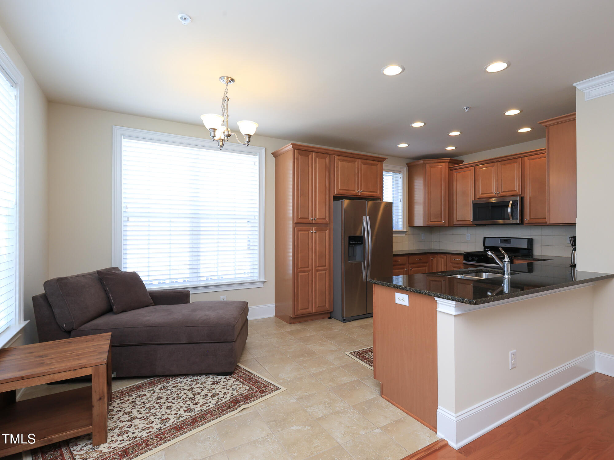 10529 Sablewood Drive, Unit 116 Raleigh, NC 27617 - Photo 16 of 57 022_10529_sablewood_116_kitchen