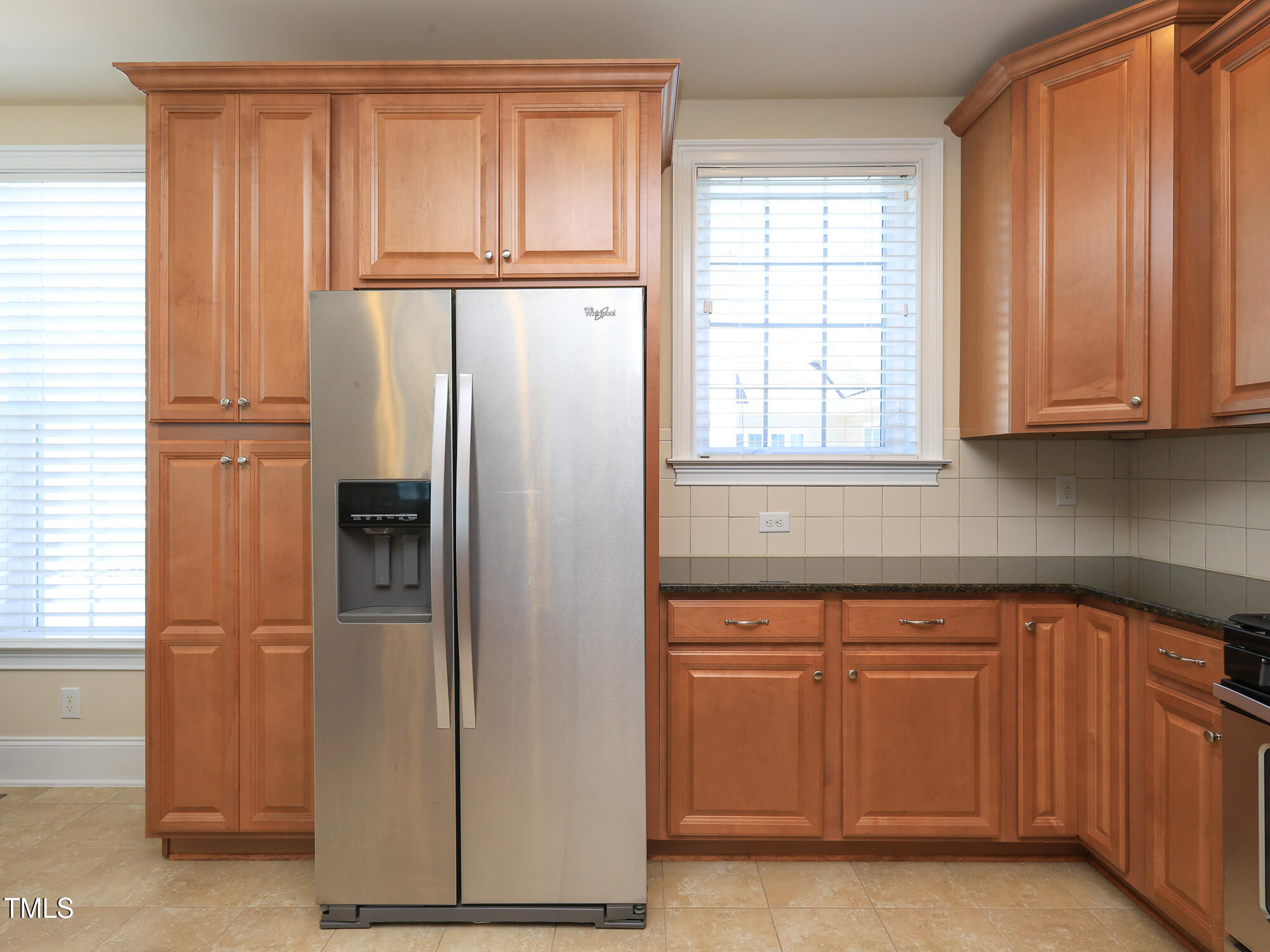 10529 Sablewood Drive, Unit 116 Raleigh, NC 27617 - Photo 18 of 57 024_10529_sablewood_116_kitchen