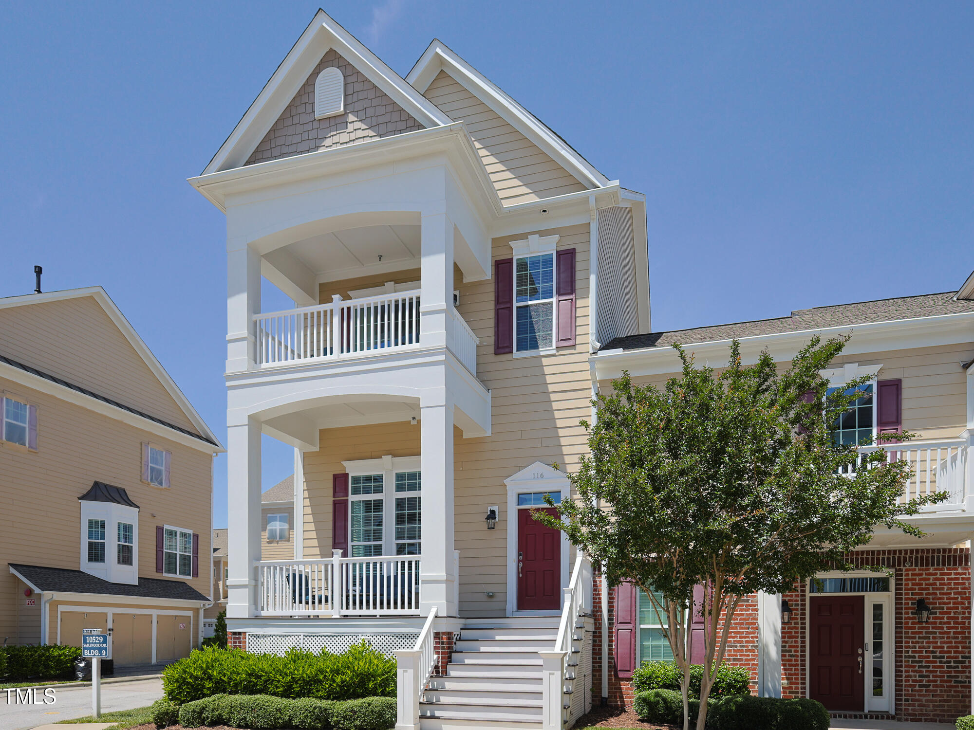10529 Sablewood Drive, Unit 116 Raleigh, NC 27617 - Photo 6 of 57 004_10529_sablewood_116_front_of_house
