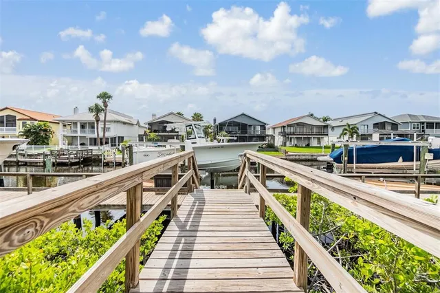 $300,000 | 4516 Seagull Drive, Unit 805, New Port Richey, FL 34652