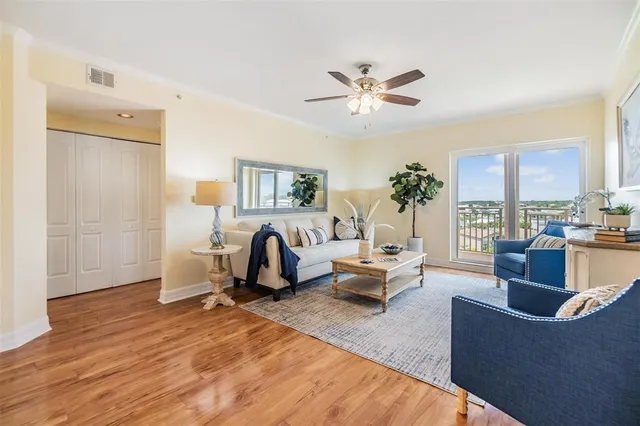 $300,000 | 4516 Seagull Drive, Unit 805, New Port Richey, FL 34652