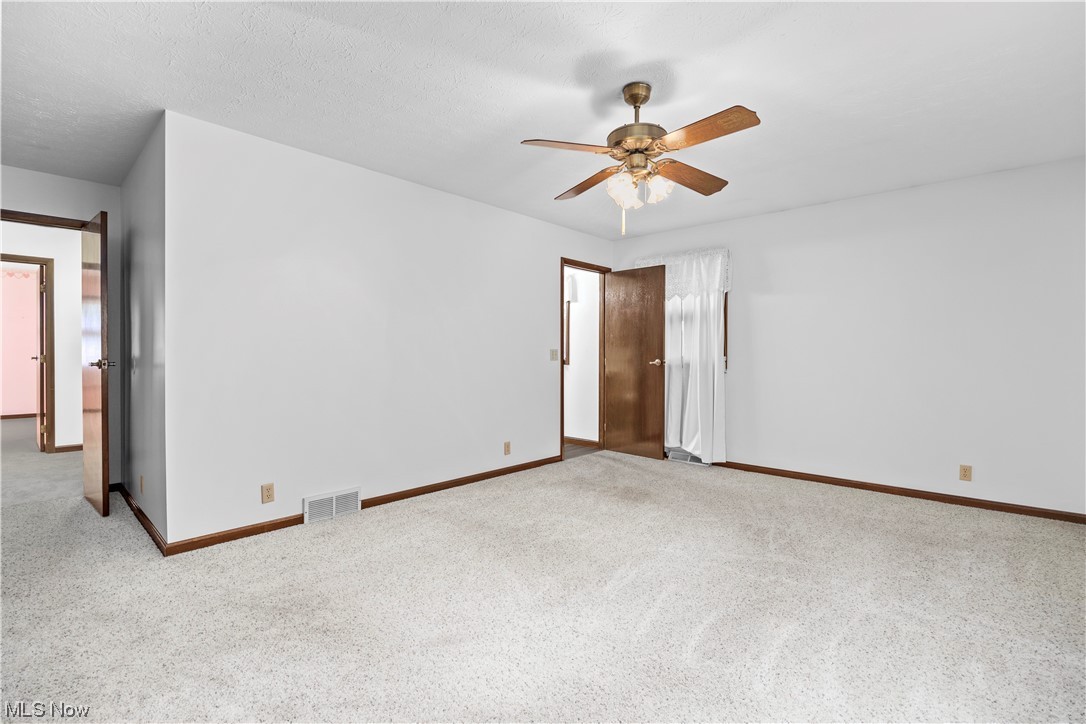37360 Chestnut Ridge Road Elyria, OH 44035 - Photo 23 of 35