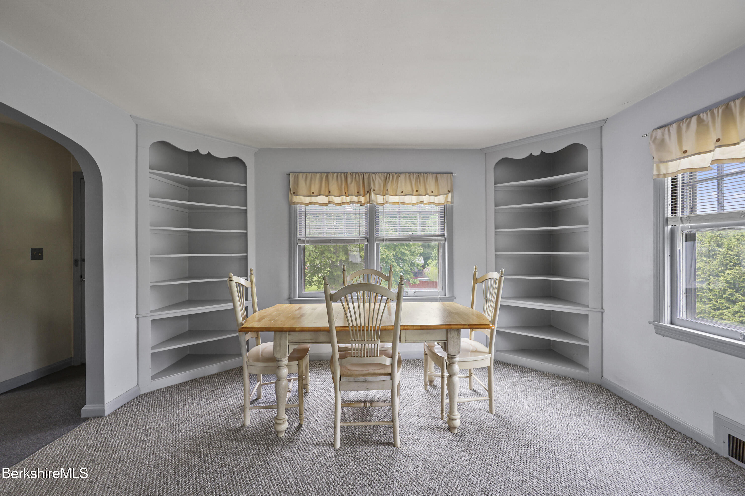 44 Jason Street Pittsfield, MA 01201 - Photo 12 of 41 Dining Room