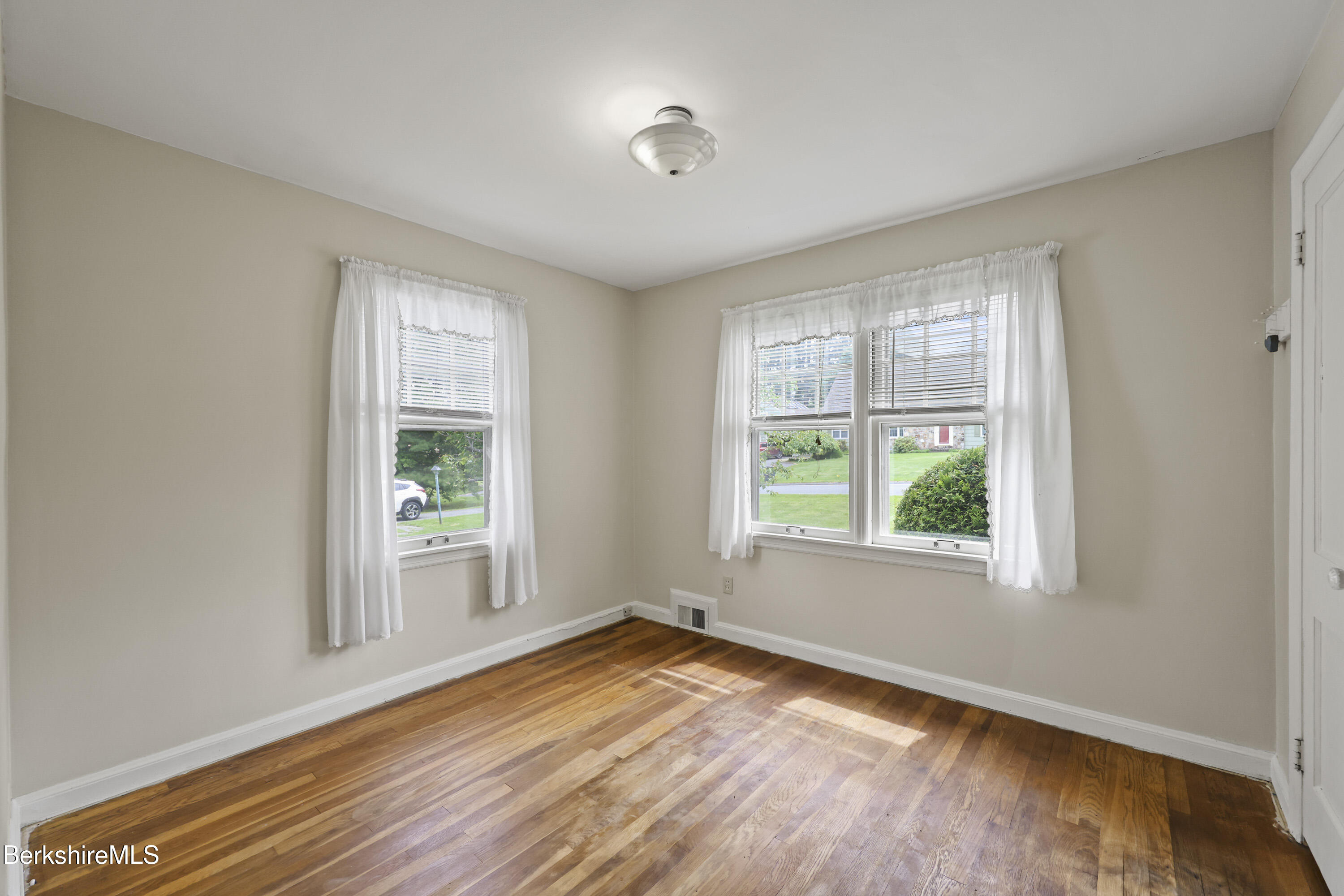 44 Jason Street Pittsfield, MA 01201 - Photo 23 of 41 Bedroom Three