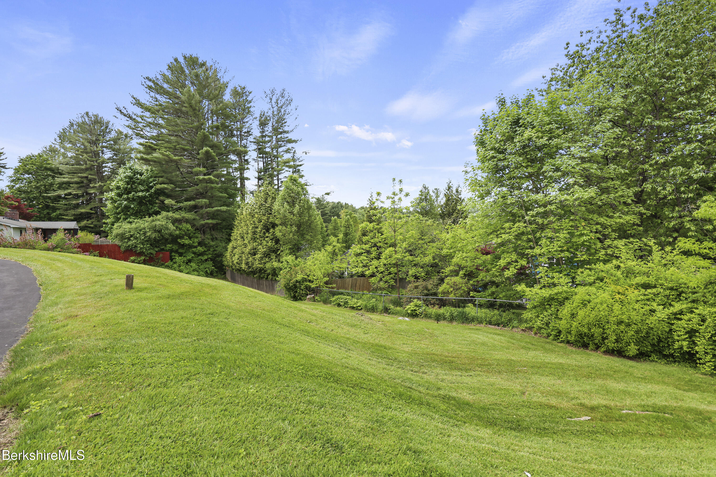 44 Jason Street Pittsfield, MA 01201 - Photo 35 of 41 Back Yard