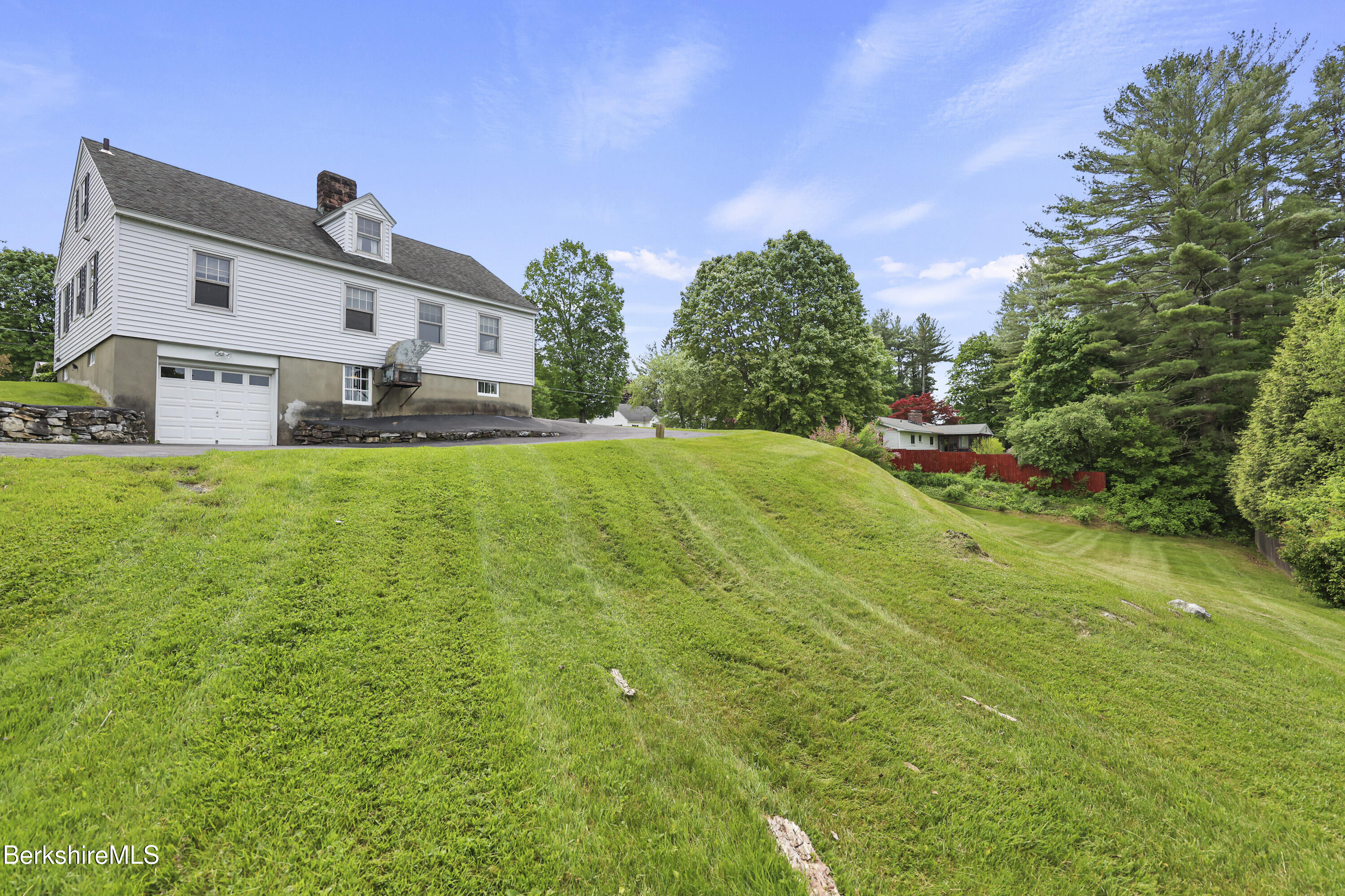 44 Jason Street Pittsfield, MA 01201 - Photo 36 of 41 Back Yard