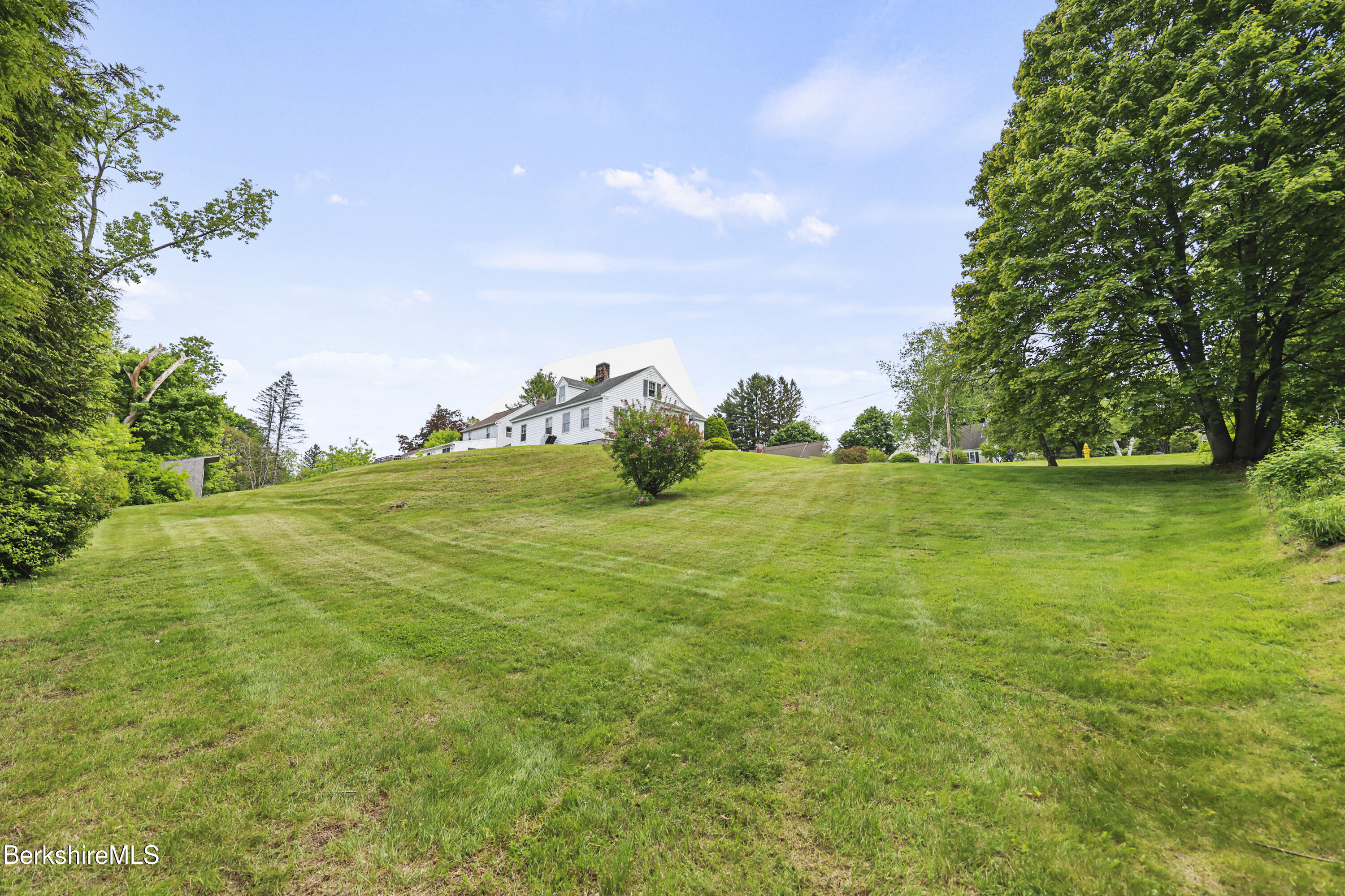 44 Jason Street Pittsfield, MA 01201 - Photo 37 of 41 Back Yard