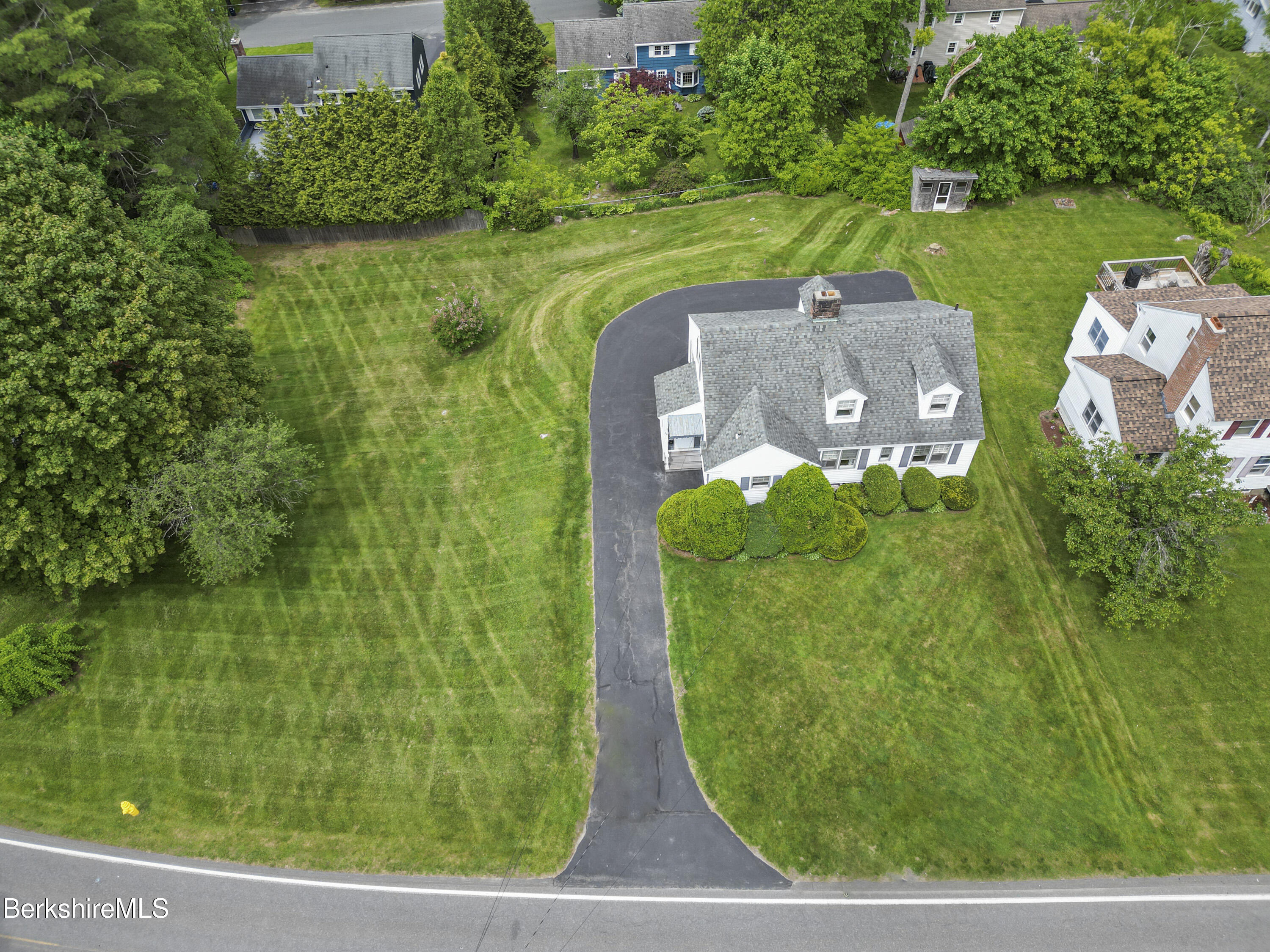 44 Jason Street Pittsfield, MA 01201 - Photo 39 of 41 Aerial View