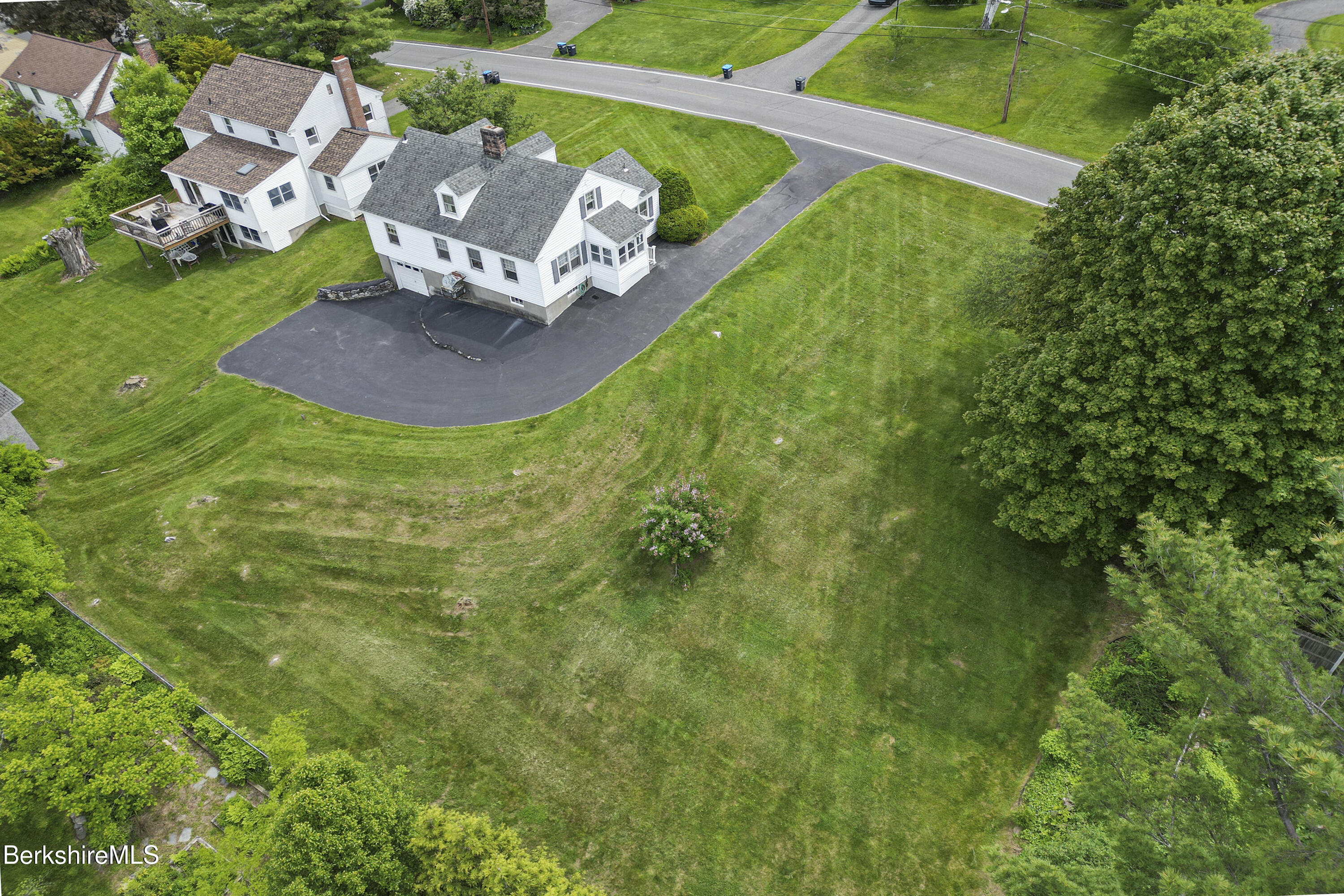 44 Jason Street Pittsfield, MA 01201 - Photo 41 of 41 Aerial View