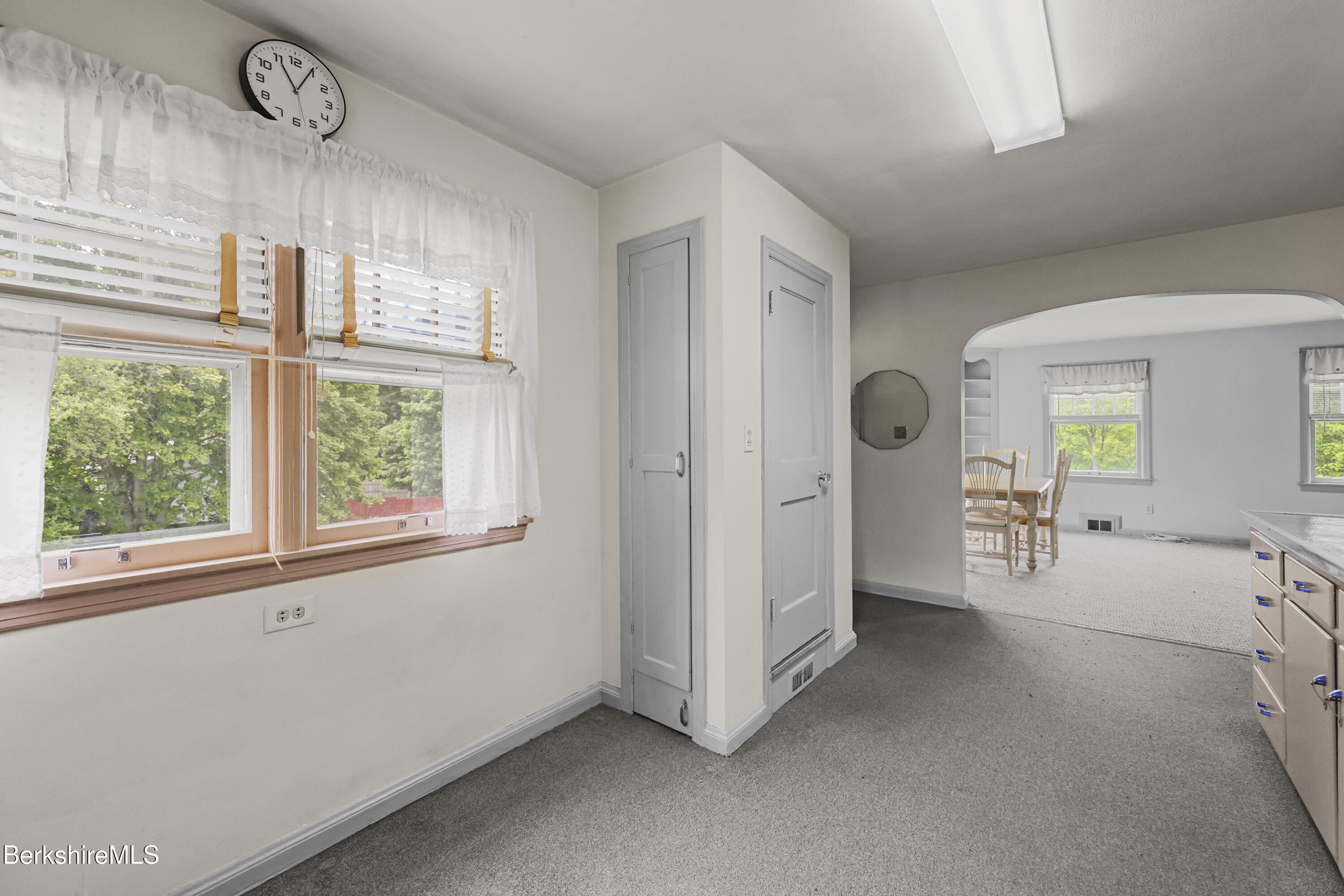 44 Jason Street Pittsfield, MA 01201 - Photo 10 of 41 Kitchen