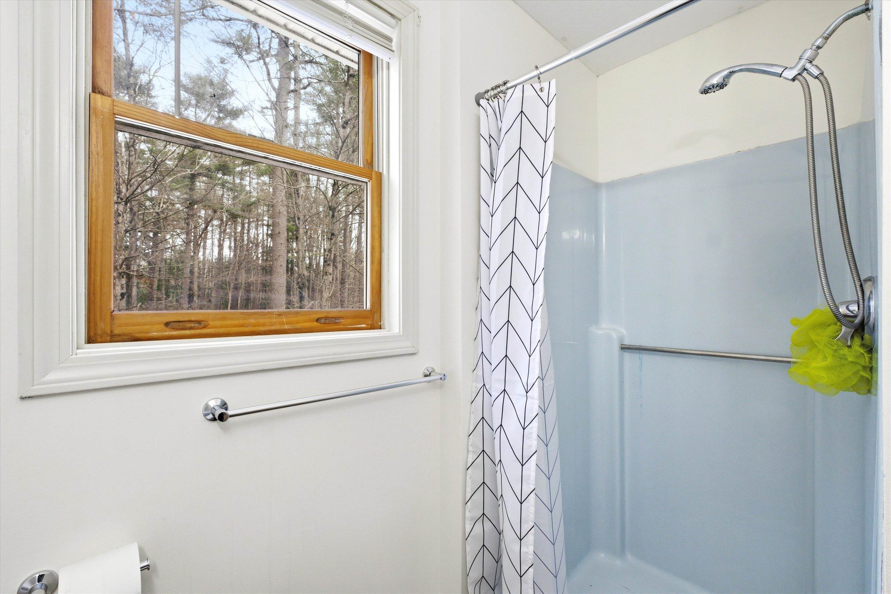 409 Hackett Hill Road Hooksett, NH 03106 - Photo 25 of 52