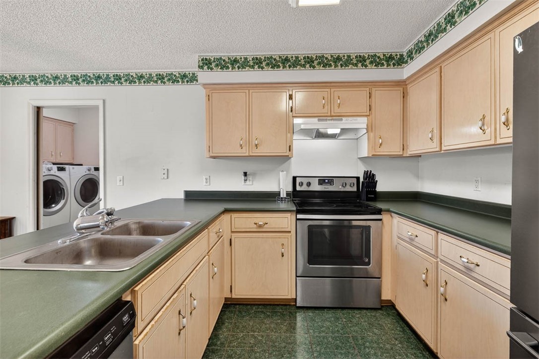 136 Timber Ridge Drive Brunswick, GA 31525 - Photo 11 of 27