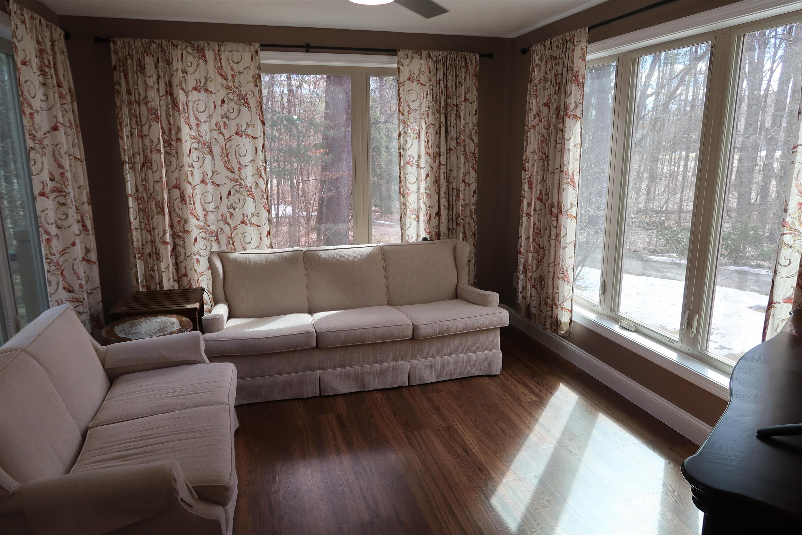 29 Lexington Drive Atkinson, NH 03811 - Photo 12 of 32