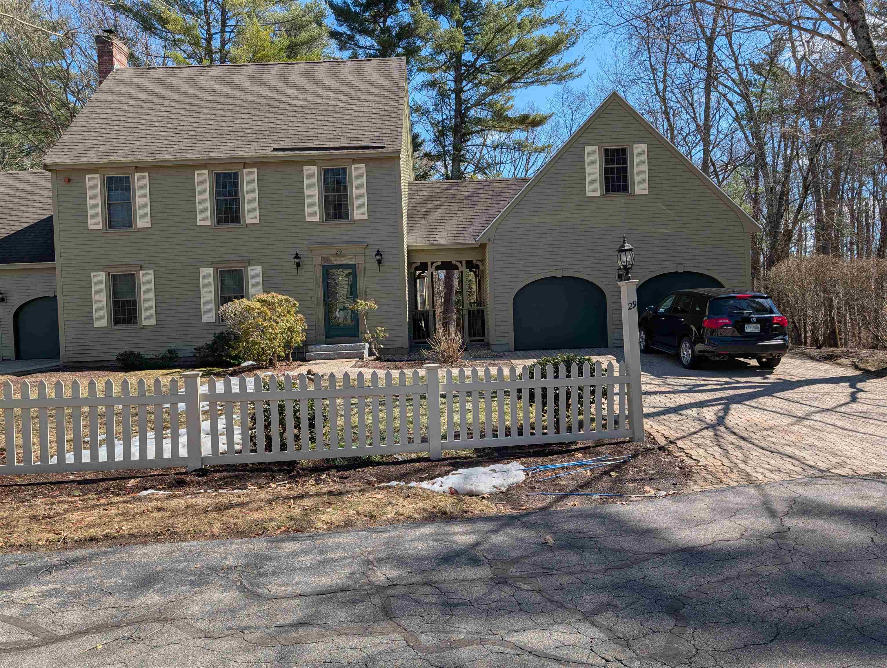 29 Lexington Drive Atkinson, NH 03811 - Photo 2 of 32