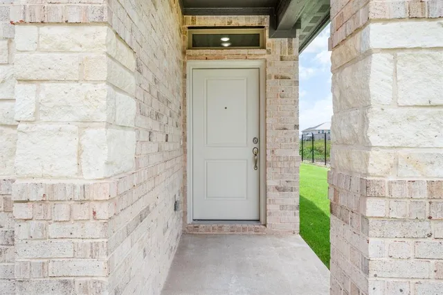 $1,385 | 6415 Fm 1570 Street West, Unit B, Greenville, TX 75402