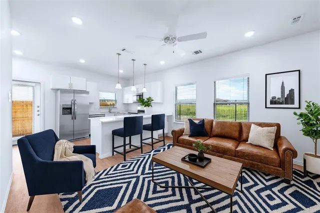 $1,385 | 6415 Fm 1570 Street West, Unit B, Greenville, TX 75402