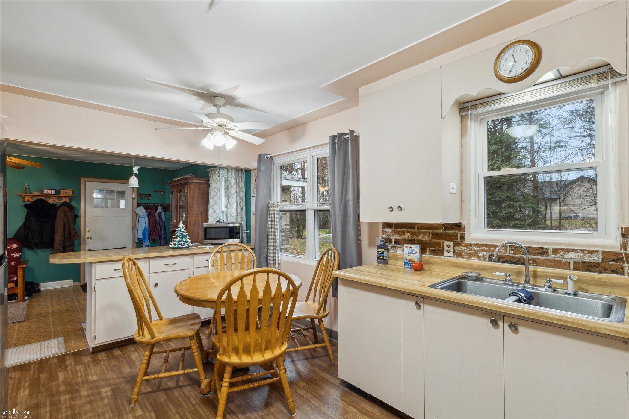 3246 West County Line Road Lennon, MI 48449 - Photo 7 of 32