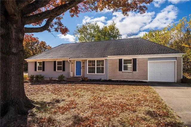 $310,000 | 9702 Eby Street, Overland Park, KS 66212