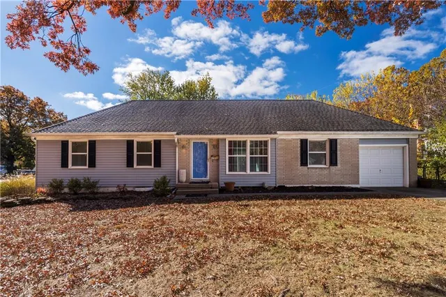 $310,000 | 9702 Eby Street, Overland Park, KS 66212